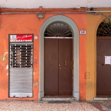 Universita E Centro Storico Mascarella Apartment Болоня Екстериор снимка