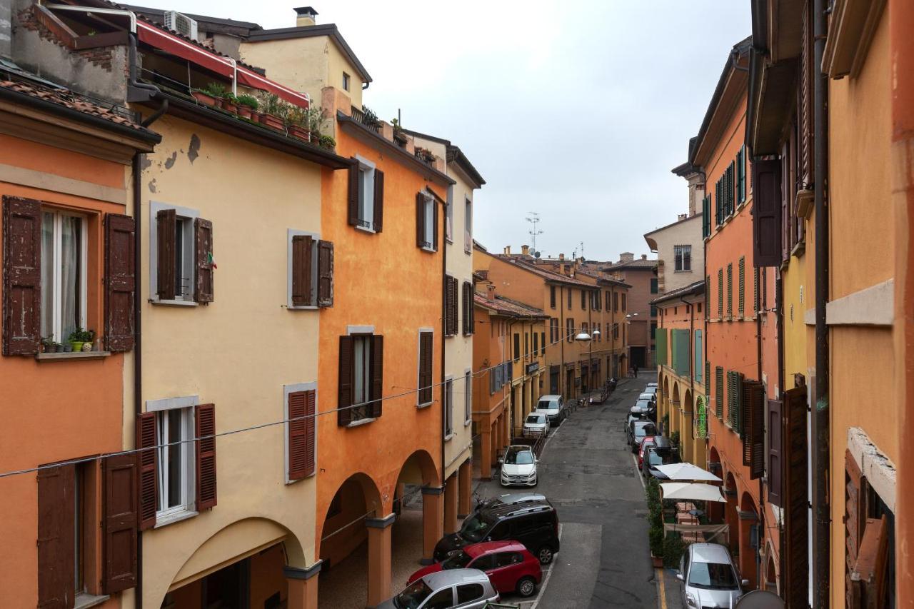 Universita E Centro Storico Mascarella Apartment Болоня Екстериор снимка
